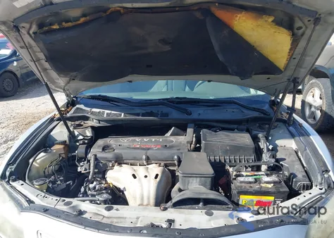 2007 Toyota Camry Le z USA, uszkodzony, nr VIN JTNBE46KX73058955